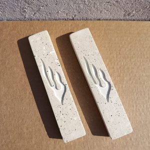 מזוזה בסגנון אבן ירושלמית